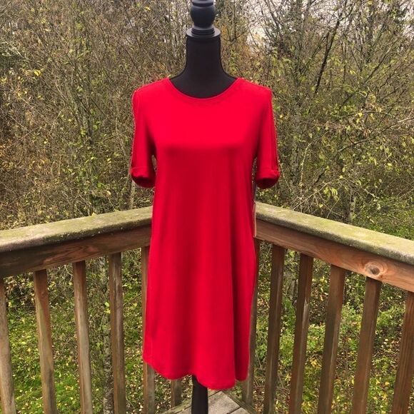 nine britton Dresses & Skirts - 3/4 Sleeve T-shirt Dress 